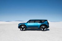 Boxy Electric SUV Concepts Image 4