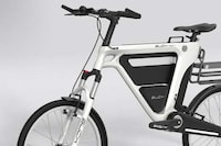 Workstation-Equipped Electric Bikes Image 4