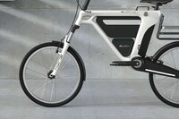 Workstation-Equipped Electric Bikes Image 6