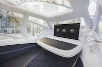 TV-Equipped Autonomous Vehicles Image 8