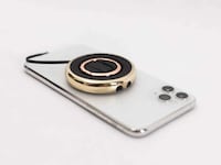 Three-in-One Smartphone Chargers Image 3