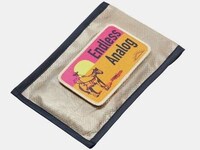 Smartphone-Silencing Pouches Image 4