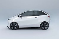 Electric City-Friendly Microcars Image 3