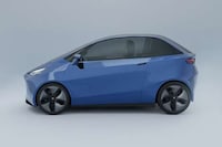 Electric City-Friendly Microcars Image 5