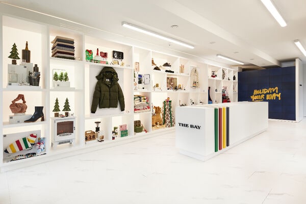 Digitally Integrated Holiday Pop-Ups