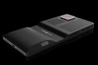 Rugged DSLR-Like Camera Smartphones Image 5