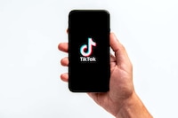 Influencer Monetization Features
