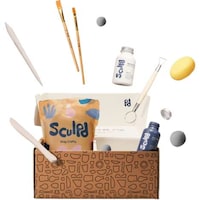 Holiday Crafting Kits Image 5