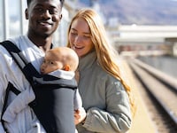 Inflatable Infant Carriers Image 1