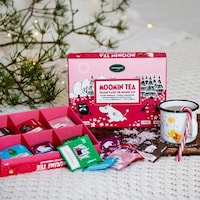 Cartoon-Inspired Christmas Teas