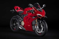 Lightweight Four-Cylinder Superbikes Image 3