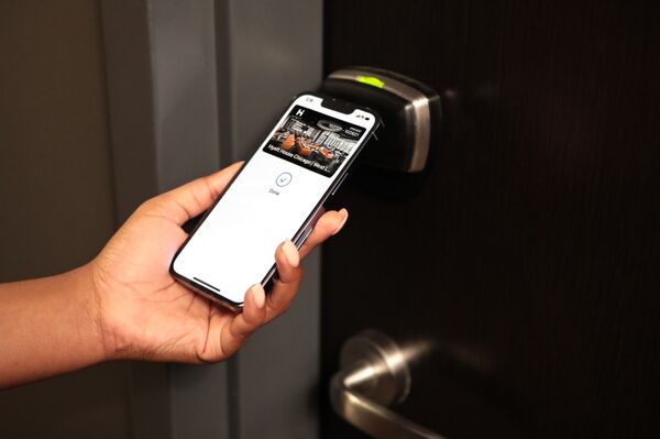 Virtual Smartphone Hotel Keys Image 2