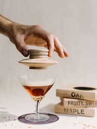 Elevating Cocktail Sets Image 4