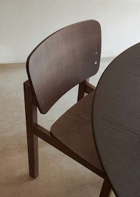Gently Curved Seating Collections Image 5
