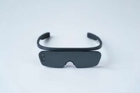 Ultra-Thin VR Headsets Image 2