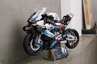 Hyper-Detailed Motorbike Models Image 6