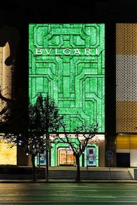 Recycled Glass Retail Facades Image 3