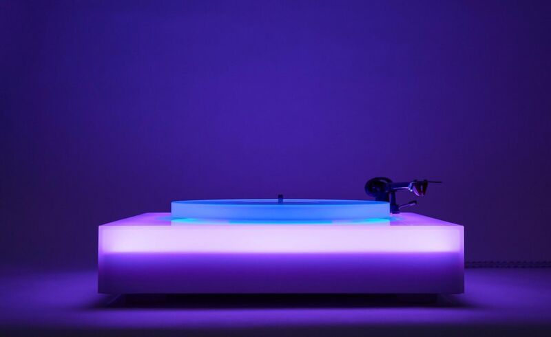 Limited-Edition Color-Changing Turntables