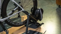 Electromagnetic Resistance Bike Trainers Image 2