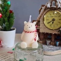 Sculpted Holiday Candles Image 7