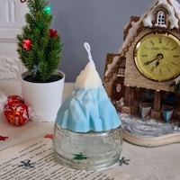 Sculpted Holiday Candles Image 8