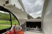 Expandable Off-Grid Camping Trailers Image 2