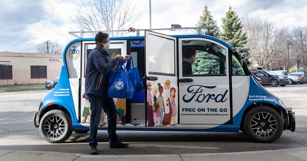 Autonomous Seniors Deliveries