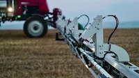 Weed-Detecting Herbicide Sprayers Image 2