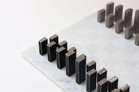 Minimalist Monolithic Chess Sets Image 2