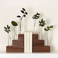 Minimalist Greenery Bookends Image 1