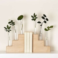 Minimalist Greenery Bookends Image 2