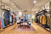 Interactive Virtual Denim Stores Image 3