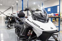 Multifunctional Electric Snowmobiles Image 4