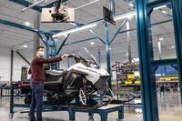 Multifunctional Electric Snowmobiles Image 5