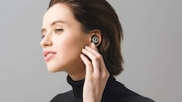 Chic Sound Isolation Earbuds Image 5