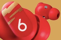 Tiger-Themed Earbuds Image 2