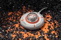 Alien-Inspired Smartphone Chargers Image 2