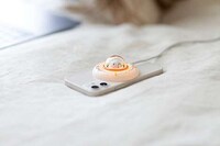 Alien-Inspired Smartphone Chargers Image 4