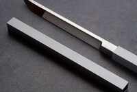 Minimalist Handmade Katana-Style Knives Image 3