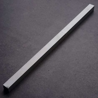 Minimalist Handmade Katana-Style Knives Image 5
