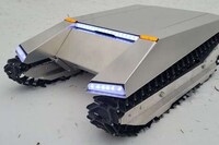 Angular Remote-Controlled Tanks Image 3