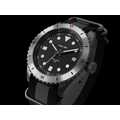 Luminous Luxury Dive Watches - Lüm-Tec Debuts the Solar Marine Dive Watch as Part of Its 2022 Lineup (TrendHunter.com)