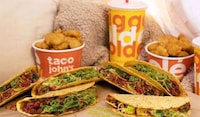 New-Year Celebrating Meal Bundles Image 1