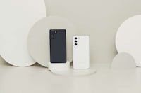 Robust Power-Sharing Smartphones Image 2