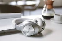 Quick-Charging Wireless Headphones Image 1
