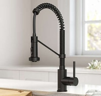 Touch-Free Kitchen Faucets Image 2
