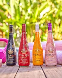 Vibrant Non-Alcoholic Wines