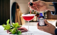 Flavorful Zero-Alcohol Bitters Image 1