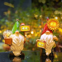Mythical Creature Garden Lamps Image 1