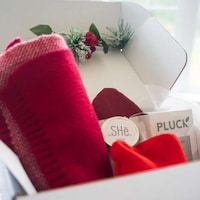 Seasonal Senior Subscription Boxes Image 4
